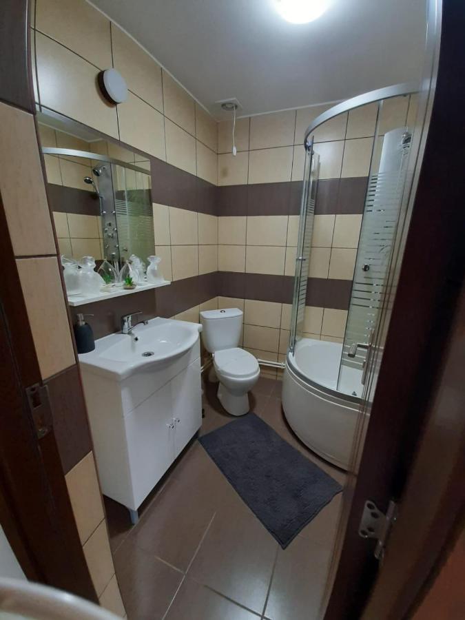 Serbeca Brosteni Dış mekan fotoğraf